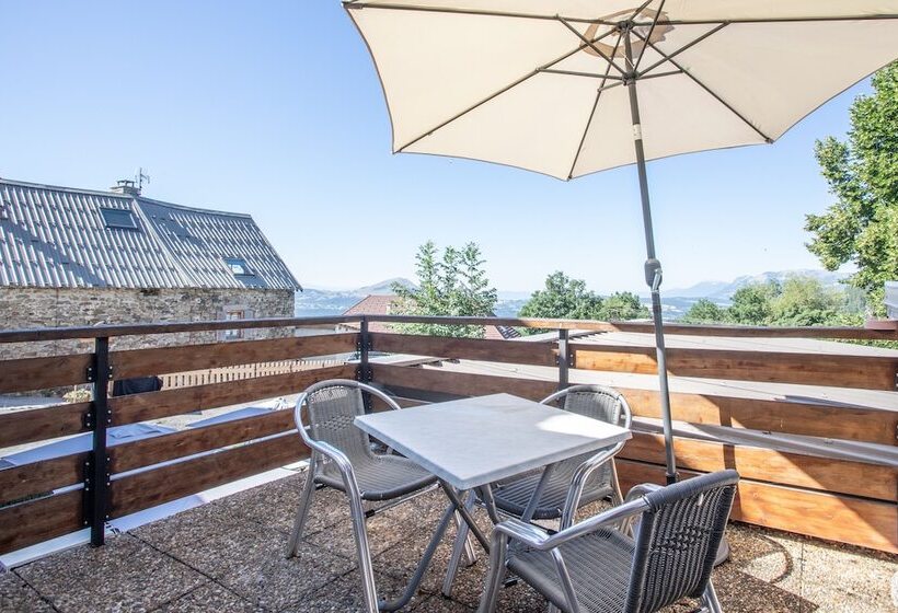 فندق صغير Auberge Le Vieux Chaillol & Spa