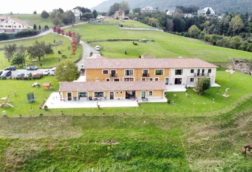 Apartamentos Rurales Sobremazas