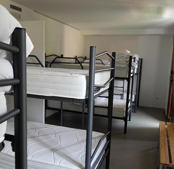تختخواب و صبحانه Albergue San Jorge: Hospitality, Services & Events