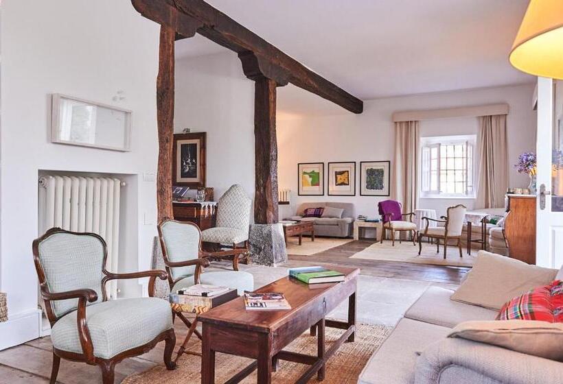 مبيت وإفطار La Tudanca