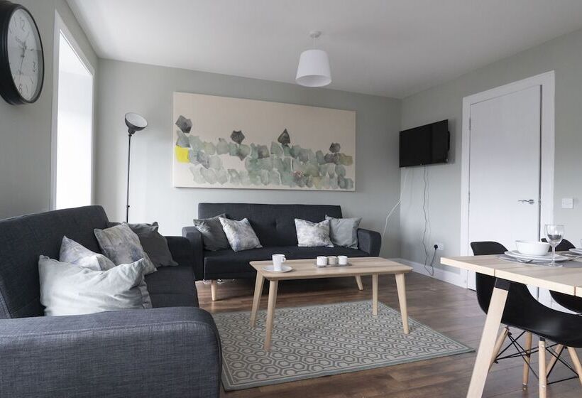 Greenstar Apartments