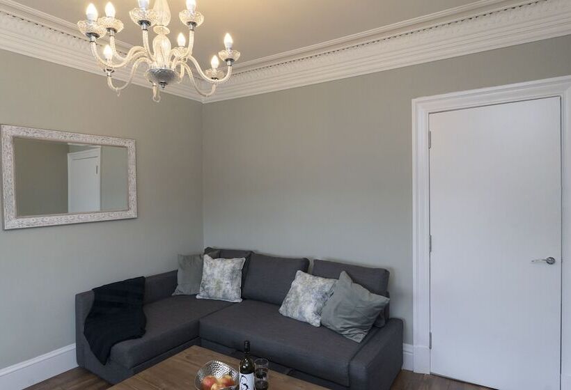 Greenstar Apartments