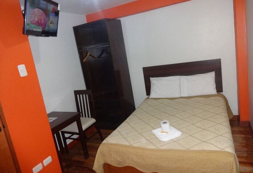 簡易ホテル Balcones Del Titicaca Backpacker