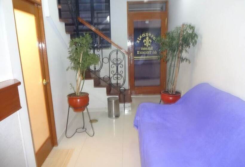 簡易ホテル Balcones Del Titicaca Backpacker