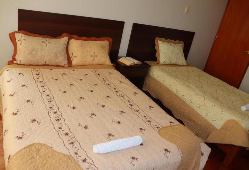 簡易ホテル Balcones Del Titicaca Backpacker