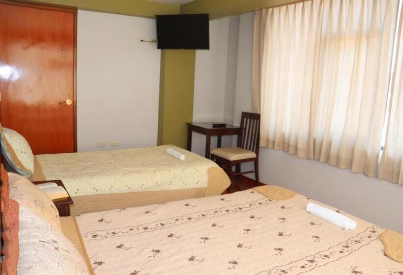 簡易ホテル Balcones Del Titicaca Backpacker