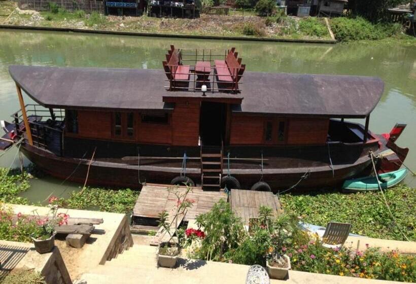 酒店 Ayothaya Riverside House