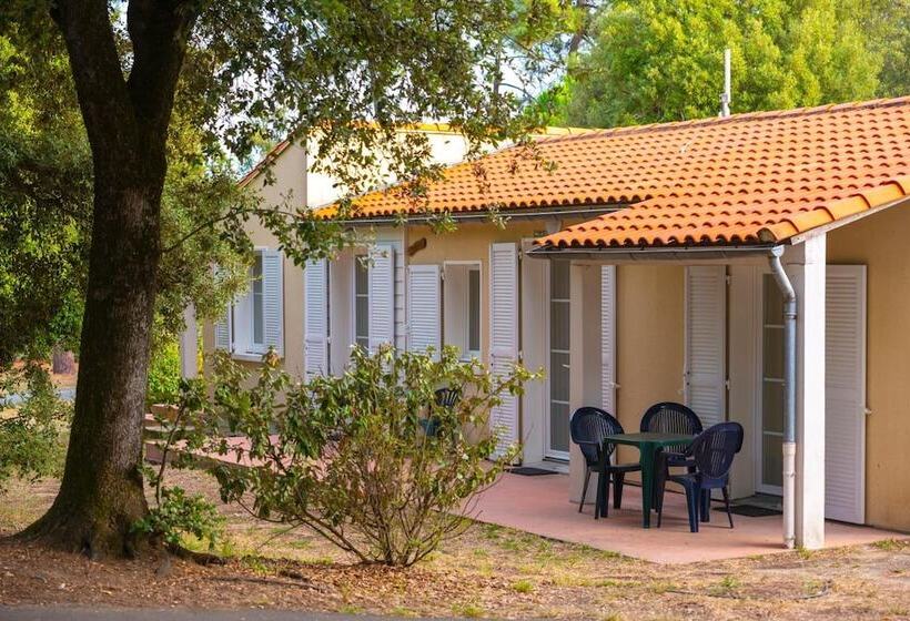 Отель Village Vacances Azureva Ile D Oléron