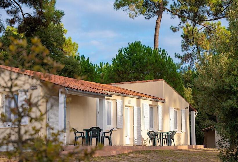 Отель Village Vacances Azureva Ile D Oléron
