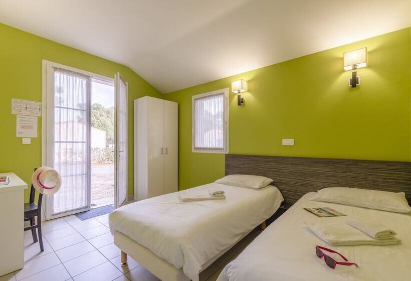 Отель Village Vacances Azureva Ile D Oléron