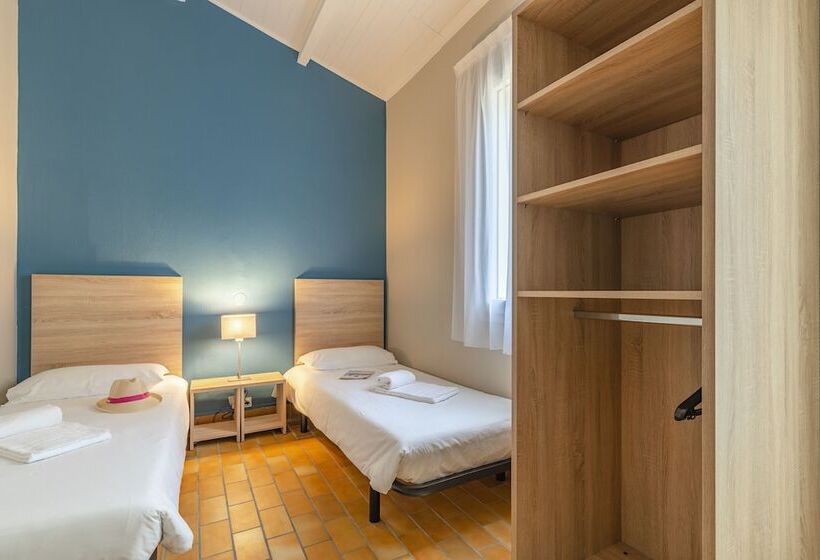 Отель Village Vacances Azureva Ile D Oléron