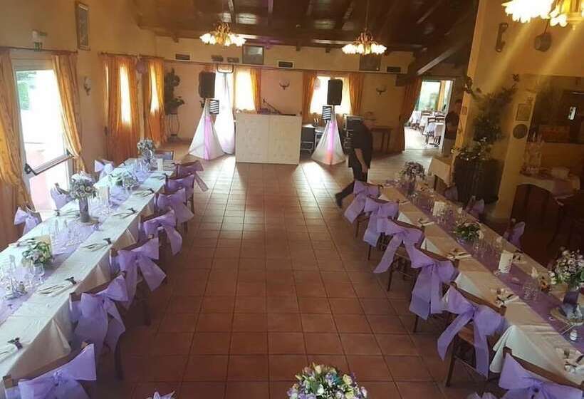 فندق Camping Le Mas Fleuri