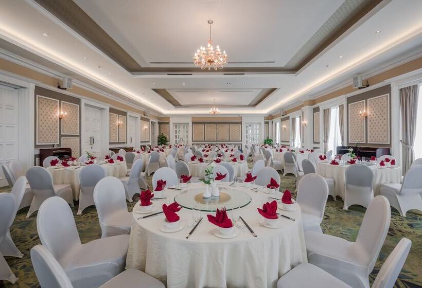 هتل Flc Luxury Resort Vinh Phuc