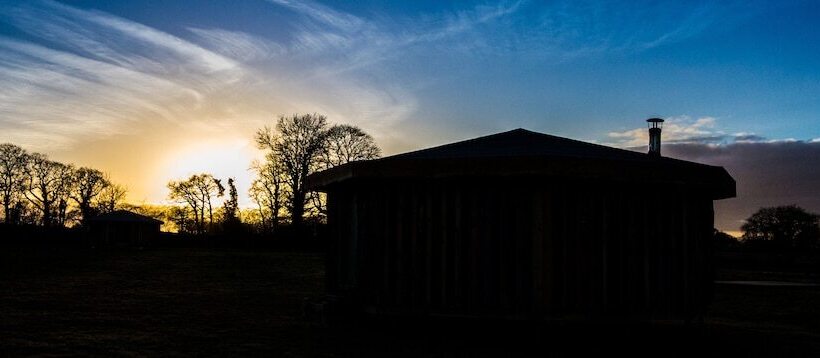 ホテル Grey Willow Yurts