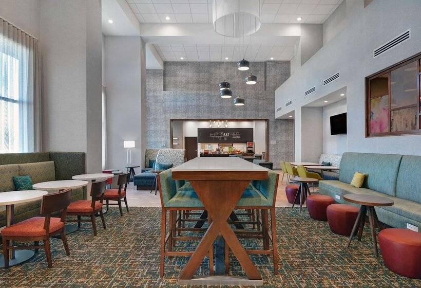 فندق Hampton Inn & Suites Middleburg