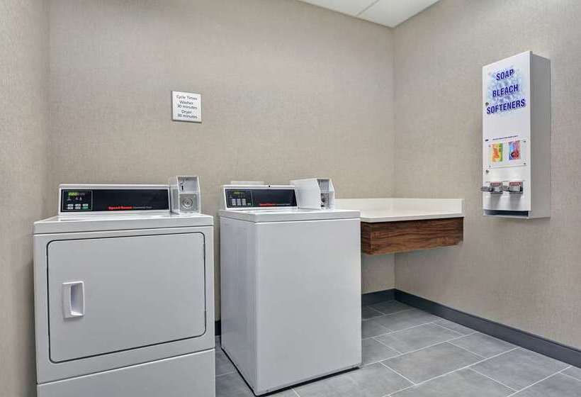 فندق Hampton Inn & Suites Middleburg