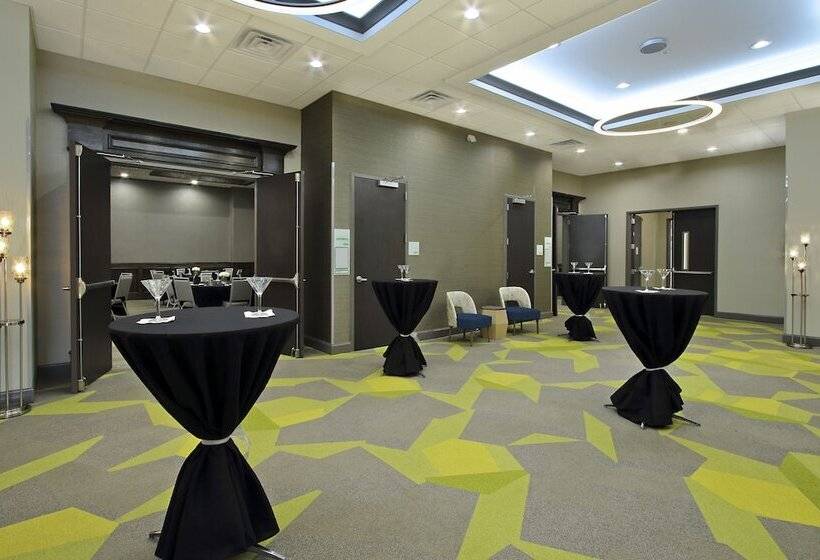 בית מלון כפרי Holiday Inn Hattiesburg   North, An Ihg