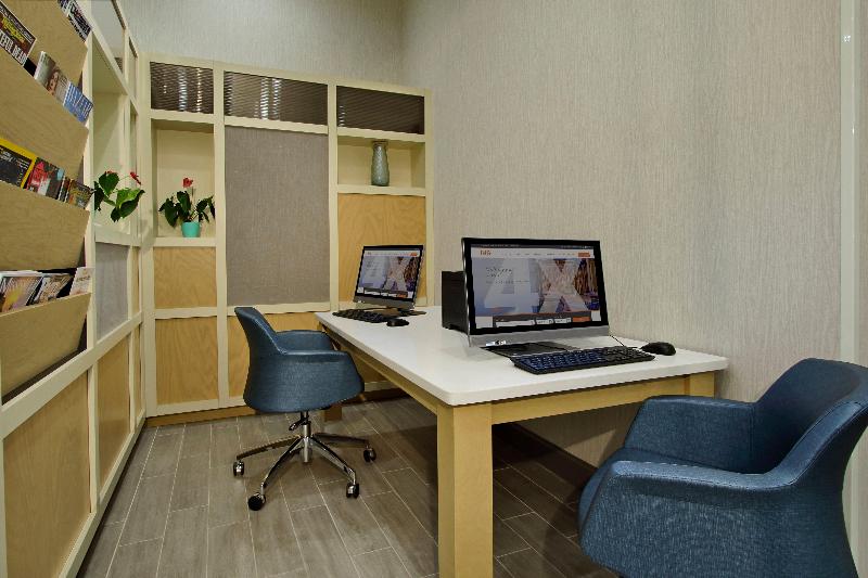 בית מלון כפרי Holiday Inn Hattiesburg   North, An Ihg