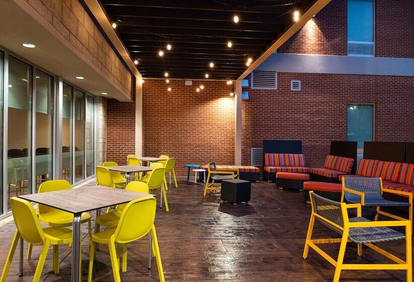 Отель Home2 Suites By Hilton Charlotte Mooresville