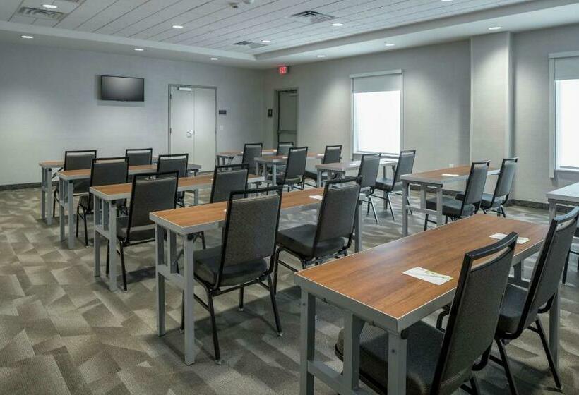 Отель Home2 Suites By Hilton Jacksonville Airport