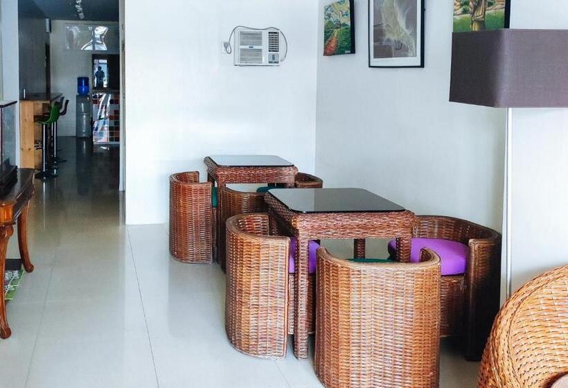 هتل Jade Dragons Suites Davao