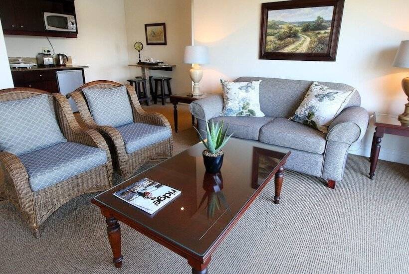 בית מלון כפרי Kingfisher Lodge