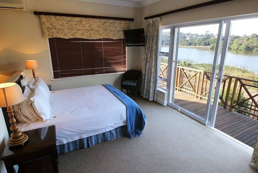 בית מלון כפרי Kingfisher Lodge