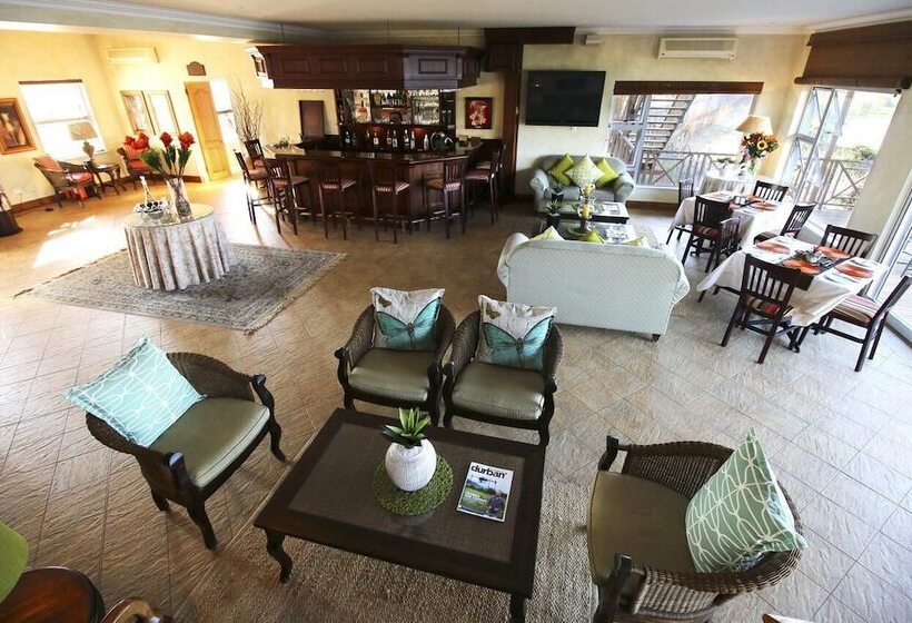 בית מלון כפרי Kingfisher Lodge