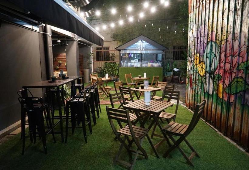 בית מלון כפרי Q Capsule