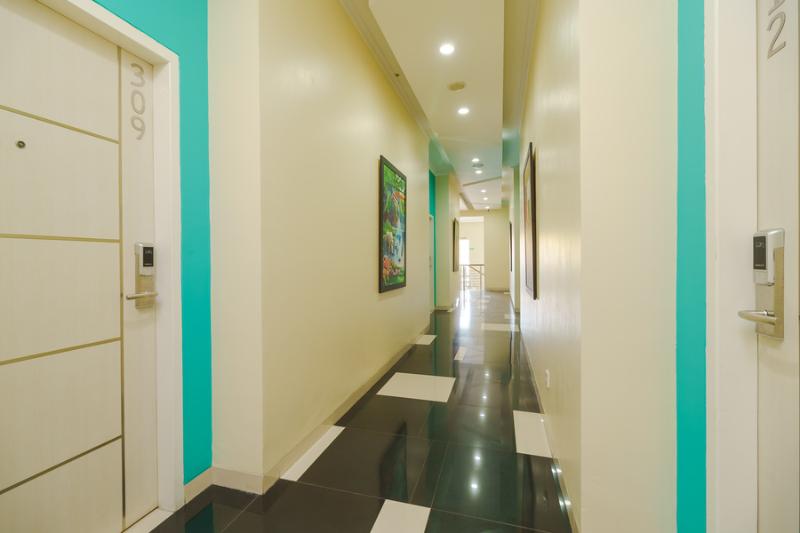 فندق Reddoorz Plus @ Point Phila Cihampelas