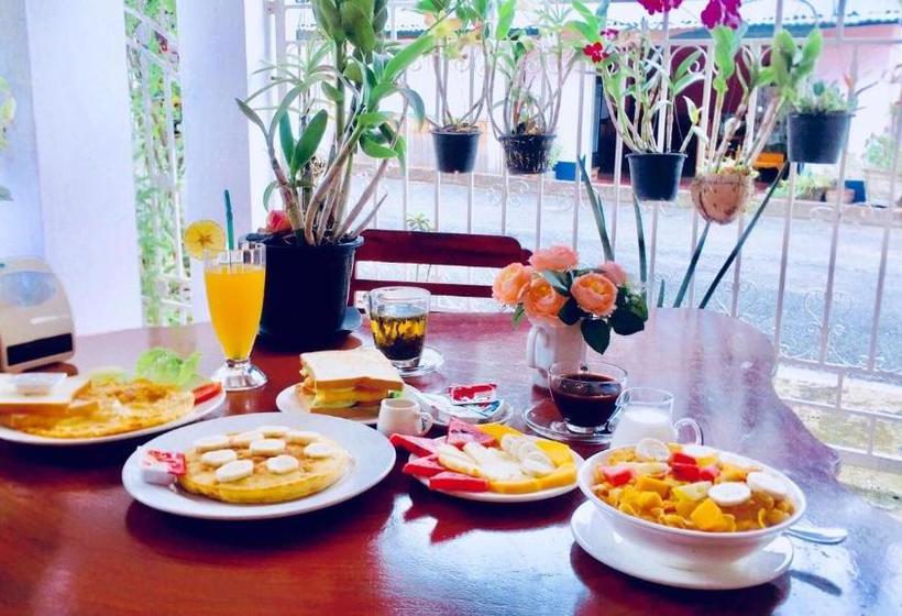 בית מלון כפרי Luang Prabang Villa Kee Lee  1