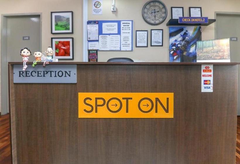 Spot On 89789 Hotel Check In 2
