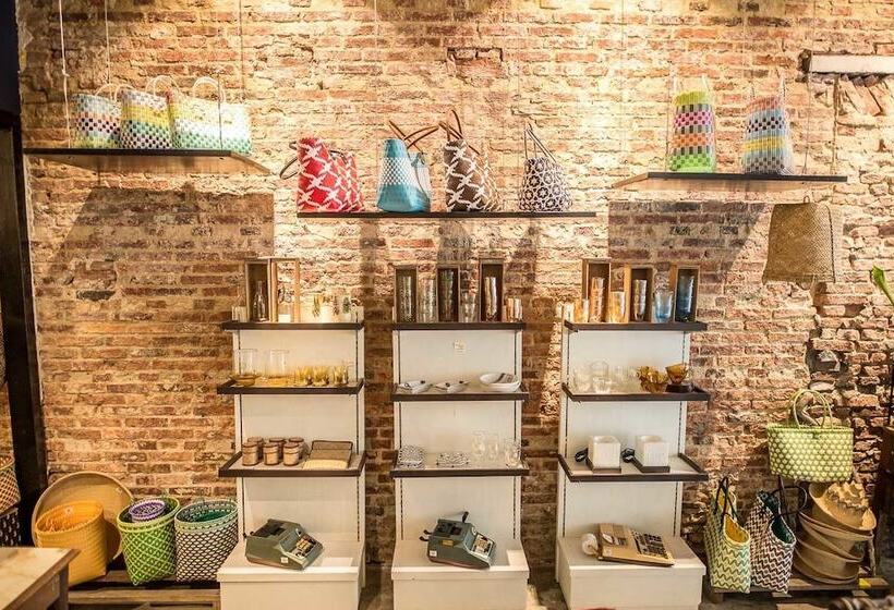 酒店 The Marian Boutique Lodging House