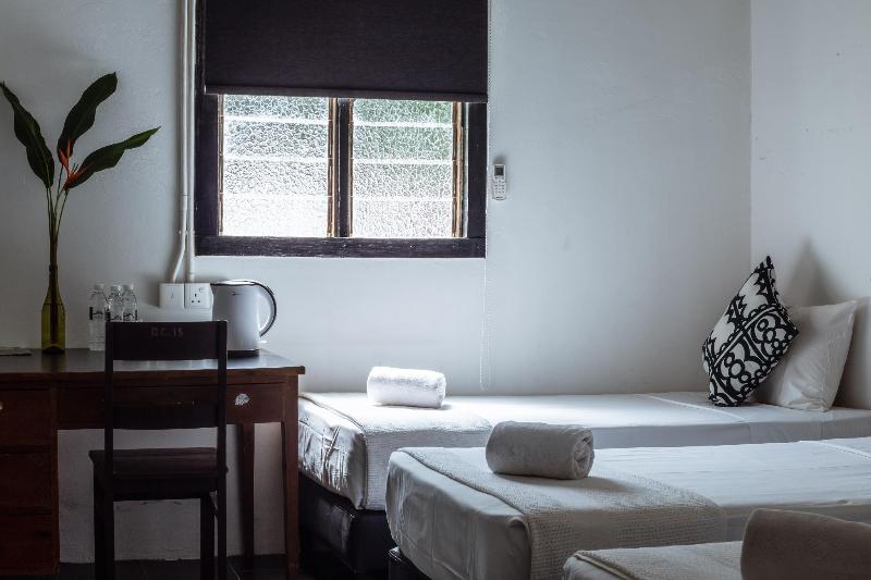 هتل The Marian Boutique Lodging House