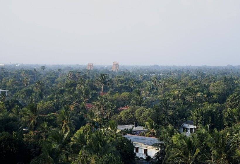 בית מלון כפרי Tulasi Mahal