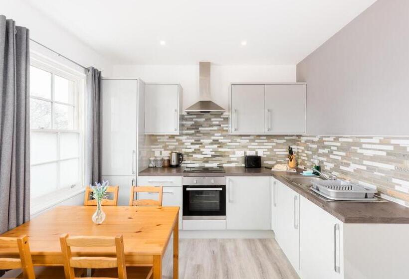 Marvel Apartments Leamington Spa