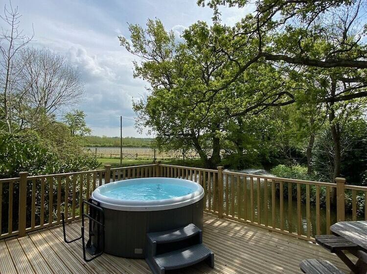 Oastbrook Estate Vineyard