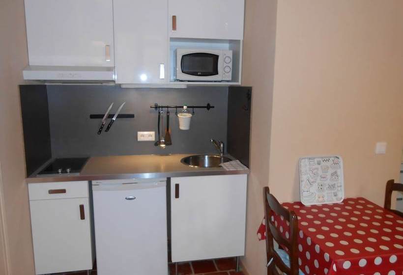 Les Litanies   Centre Historique Pezenas