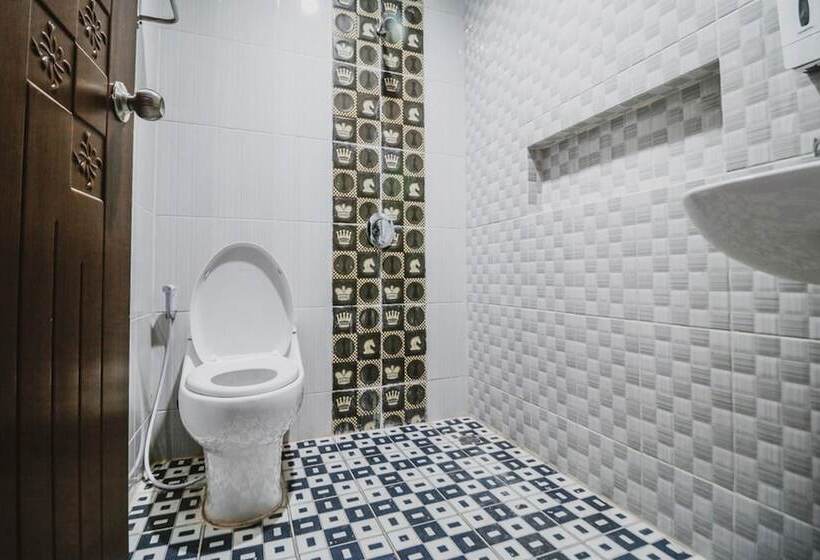 Пансион Collection O 91345 Myroom