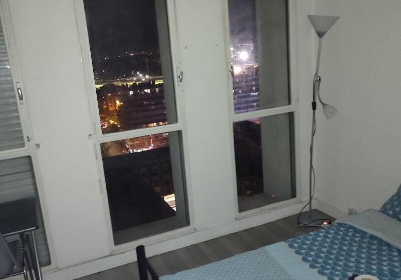 פנסיון Guesthouse In Sarcelles Near Paris Center
