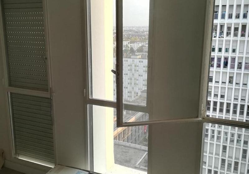 膳宿费 Guesthouse In Sarcelles Near Paris Center