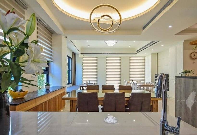 پانسیون Monet Garden B&b