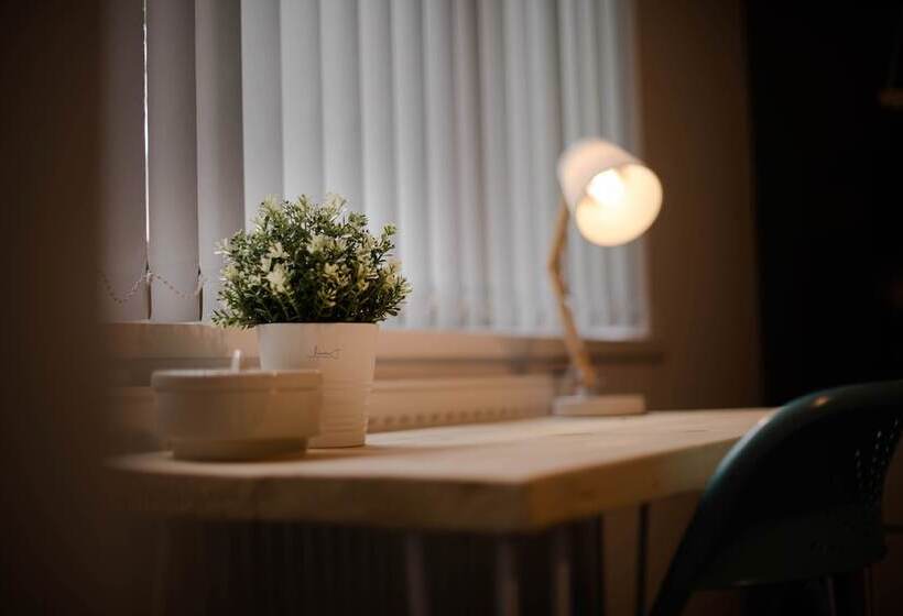 پانسیون Roberts Residence