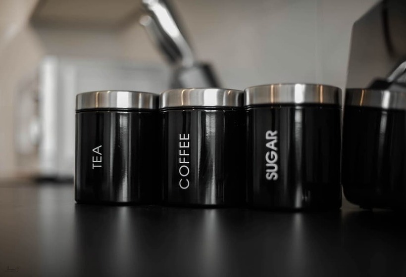 پانسیون Roberts Residence