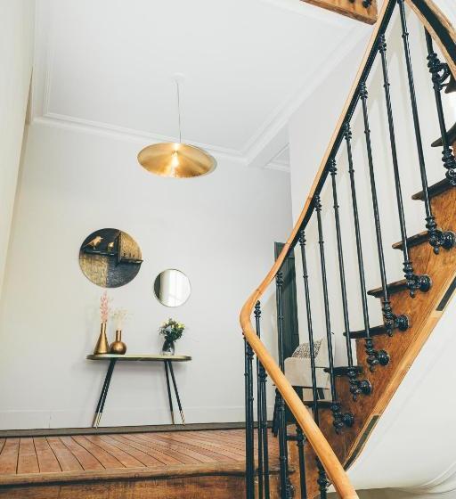 بنسيون Villa Varentia