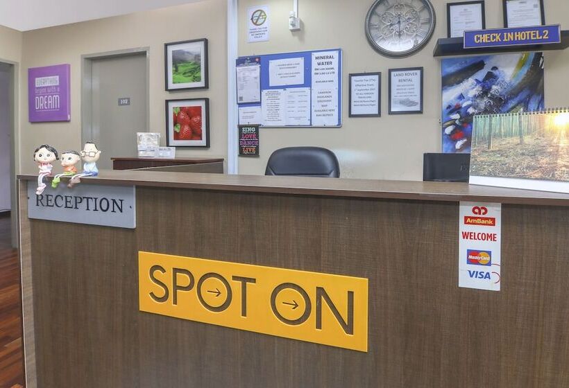 Spot On 89789 Hotel Check In 2