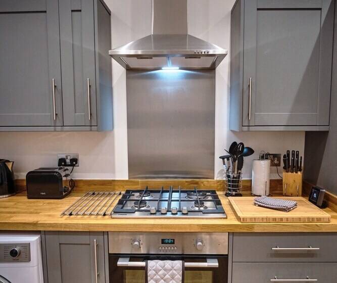 The Townhouse Simple2let Serviced Apart