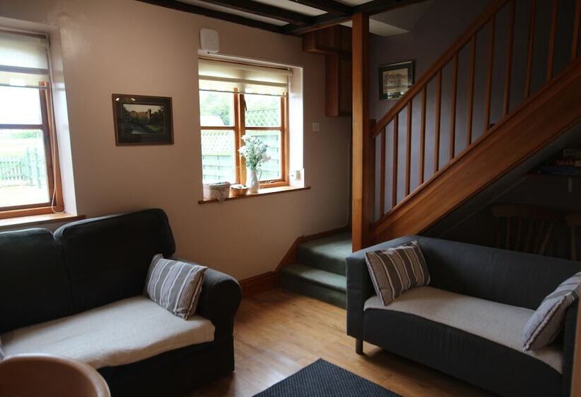 Whitley Elm Cottages