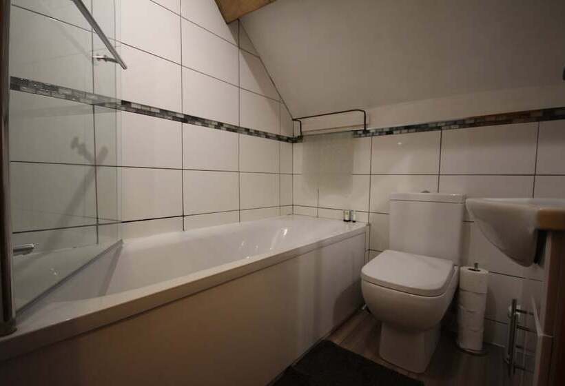 Whitley Elm Cottages