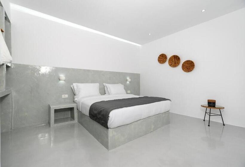 Aerenia Luxury Suites